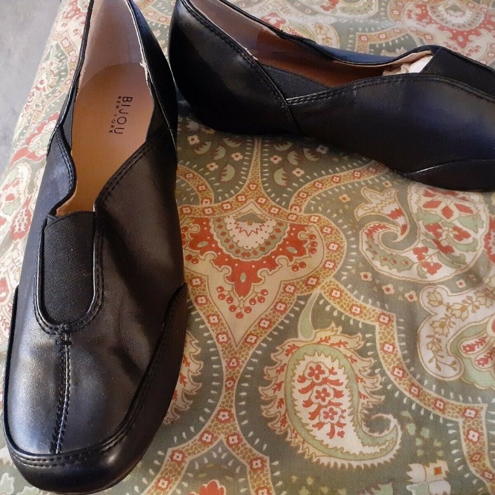 Bijou New York 9.5 black loafers flats sho…